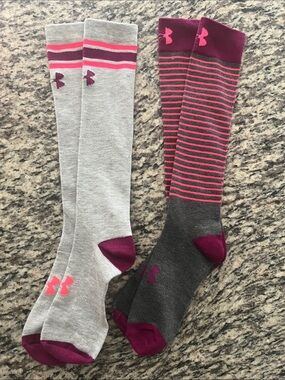 Bundle Of 2 Under Armour Women’s Knee-High Athletic Socks